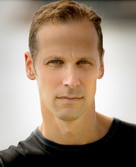 Author Gregg Hurwitz